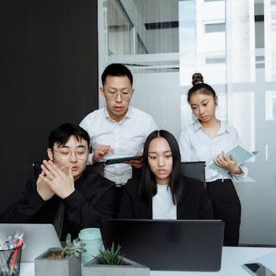 褚戈琚